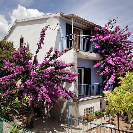טרוגיר Apartments Irena מראה חיצוני תמונה