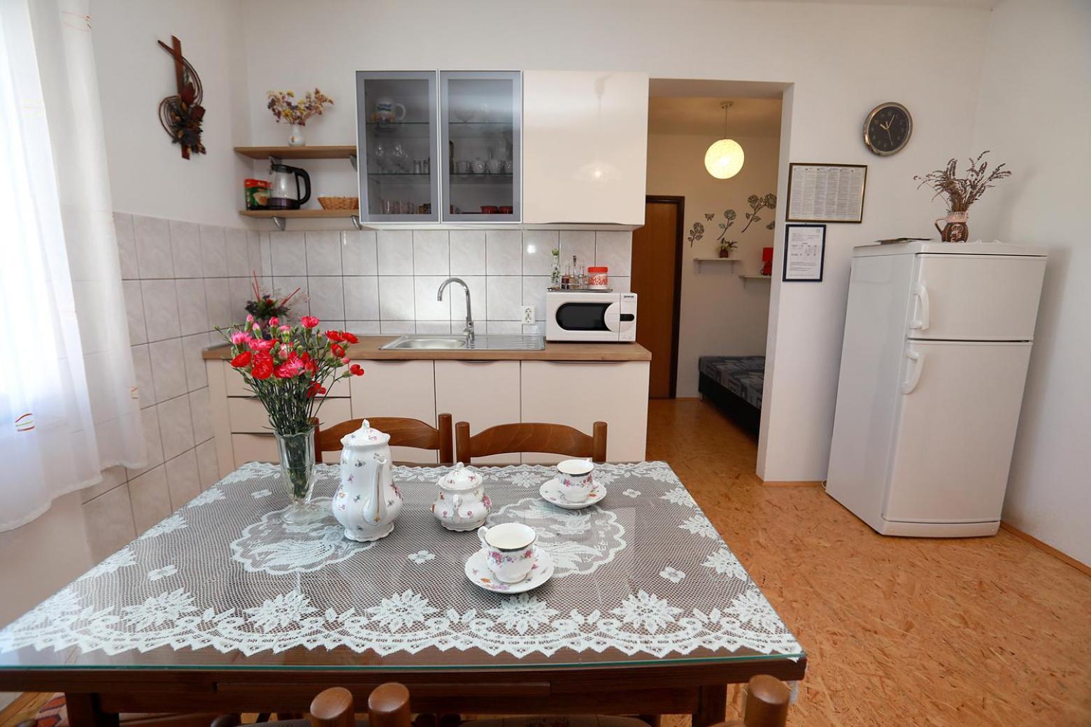 טרוגיר Apartments Irena מראה חיצוני תמונה